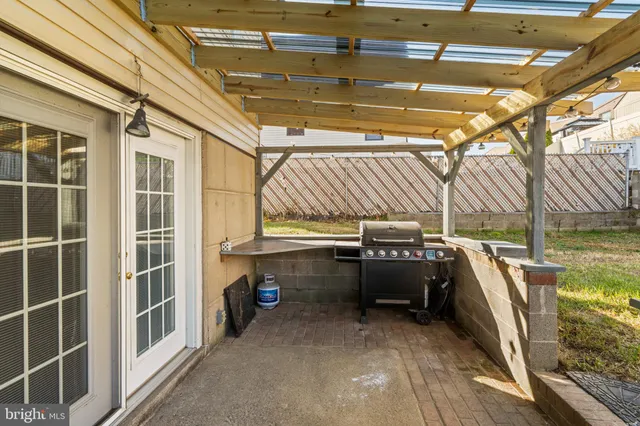 a view of a room with washer and dryer