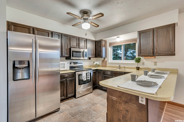 9816 Kramer Drive Sandy, UT 84092 - Photo 8 of 24