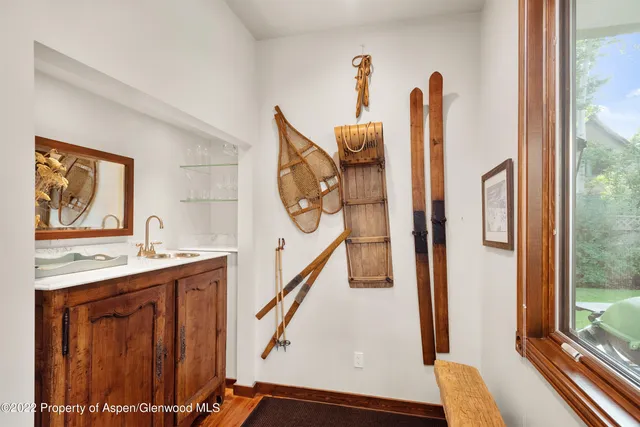 a view of a hallway with windows