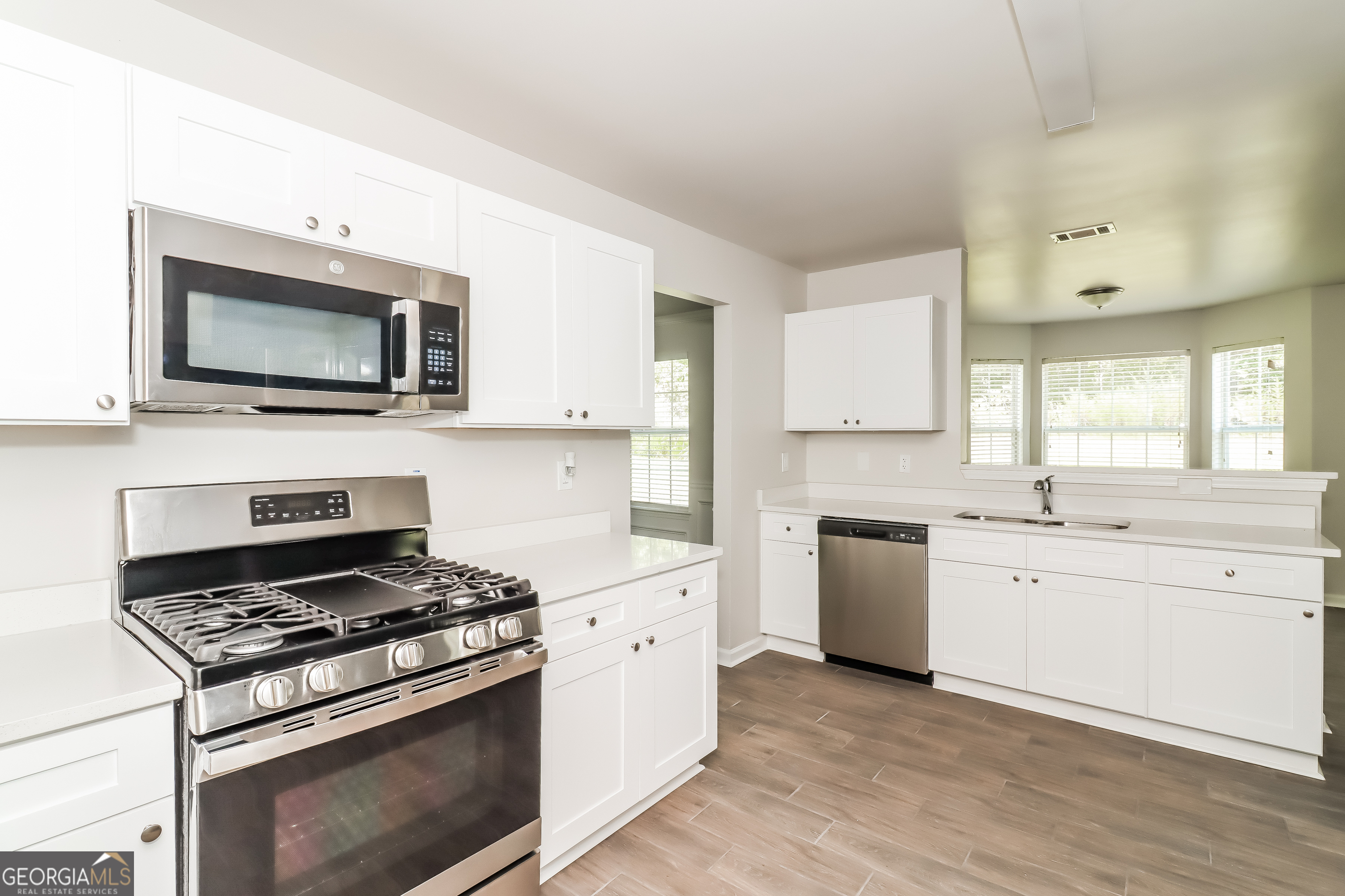 2774 Elkmont Ridge Southwest South Fulton, GA 30331 - Photo 7 of 17