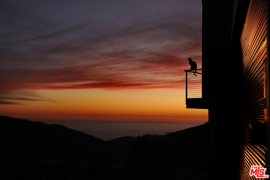 9612 Wells Road Malibu, CA 90265 - Photo 27 of 42 Gallery Image 27