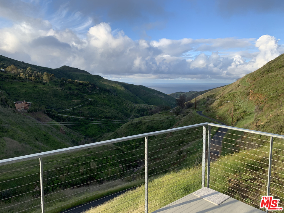 9612 Wells Road Malibu, CA 90265 - Photo 37 of 42 Gallery Image 37