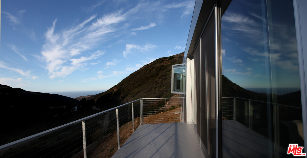 9612 Wells Road Malibu, CA 90265 - Photo 40 of 42 Gallery Image 40