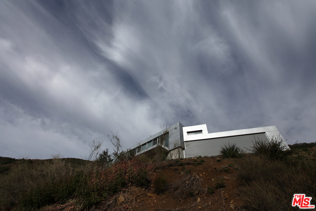 9612 Wells Road Malibu, CA 90265 - Photo 41 of 42 Gallery Image 41