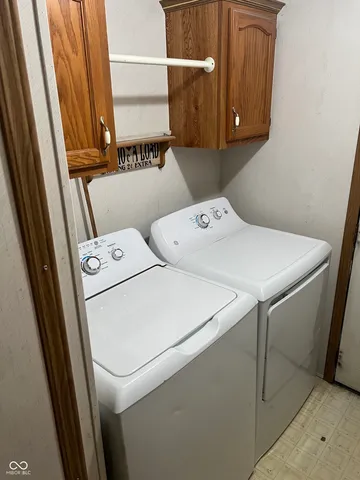 $189,900 | 1001 North Virginia Street, Rockville, IN 47872