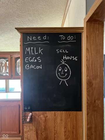 $189,900 | 1001 North Virginia Street, Rockville, IN 47872