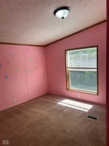 $189,900 | 1001 North Virginia Street, Rockville, IN 47872