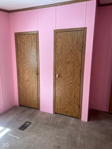 $189,900 | 1001 North Virginia Street, Rockville, IN 47872