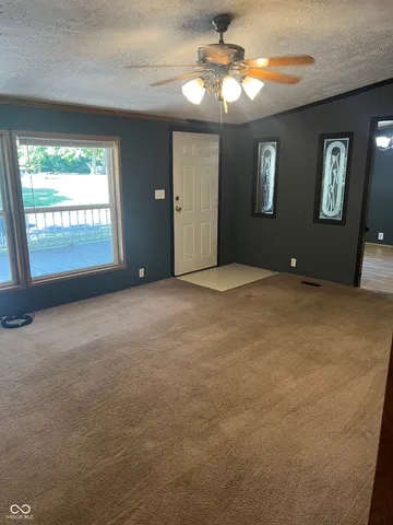 $189,900 | 1001 North Virginia Street, Rockville, IN 47872