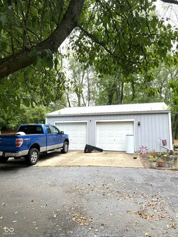 $189,900 | 1001 North Virginia Street, Rockville, IN 47872