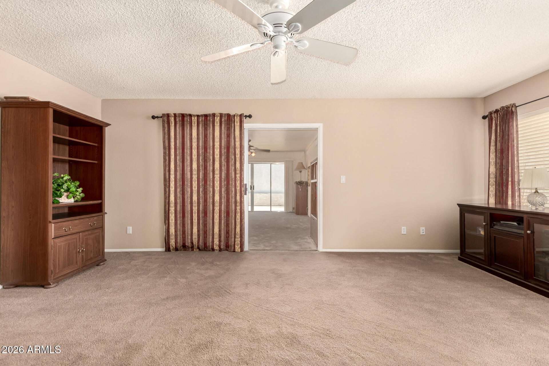 1302 East Rowlands Lane Phoenix, AZ 85022 - Photo 11 of 55 14 - Rowlands 1302