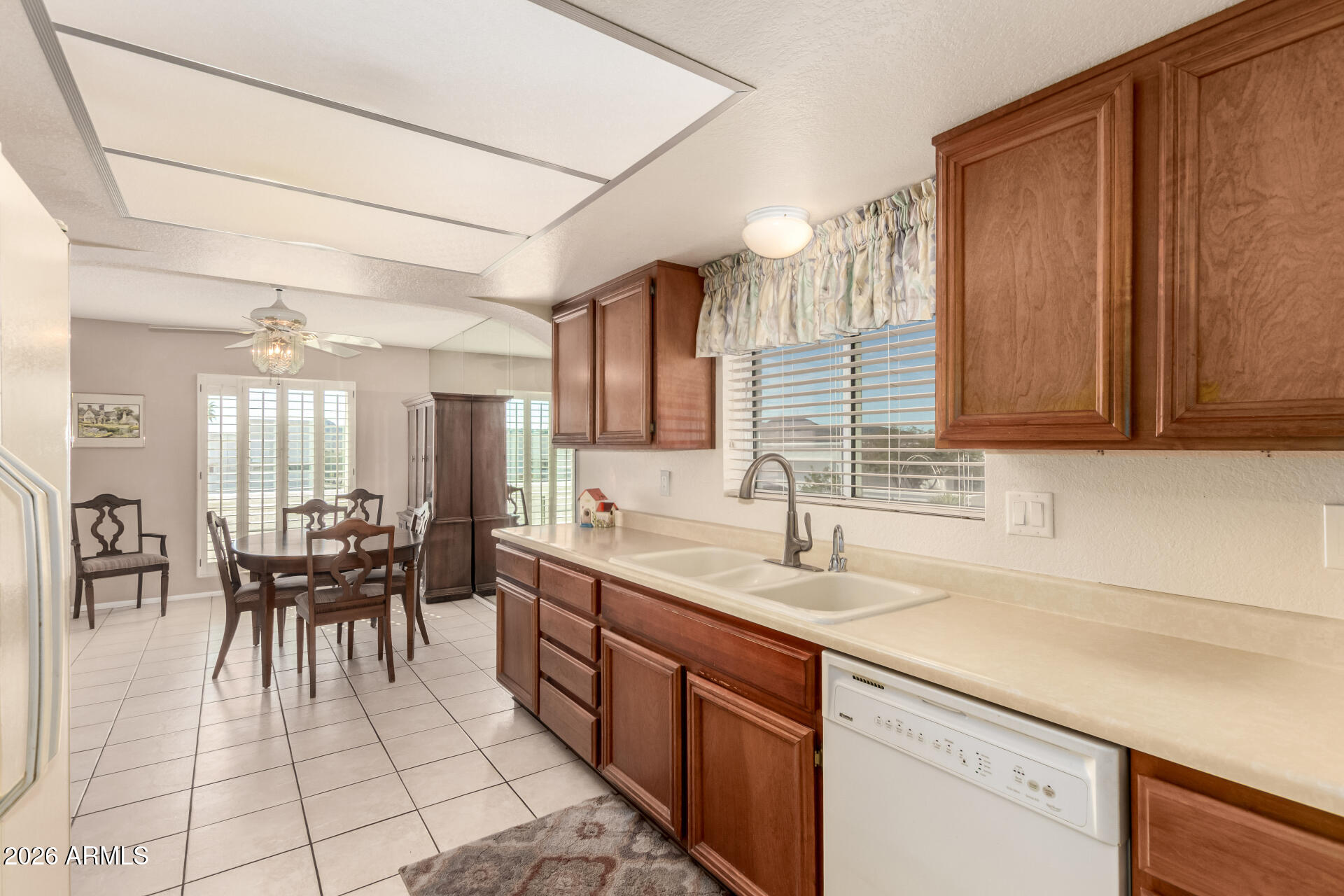 1302 East Rowlands Lane Phoenix, AZ 85022 - Photo 21 of 55 26 - Rowlands 1302