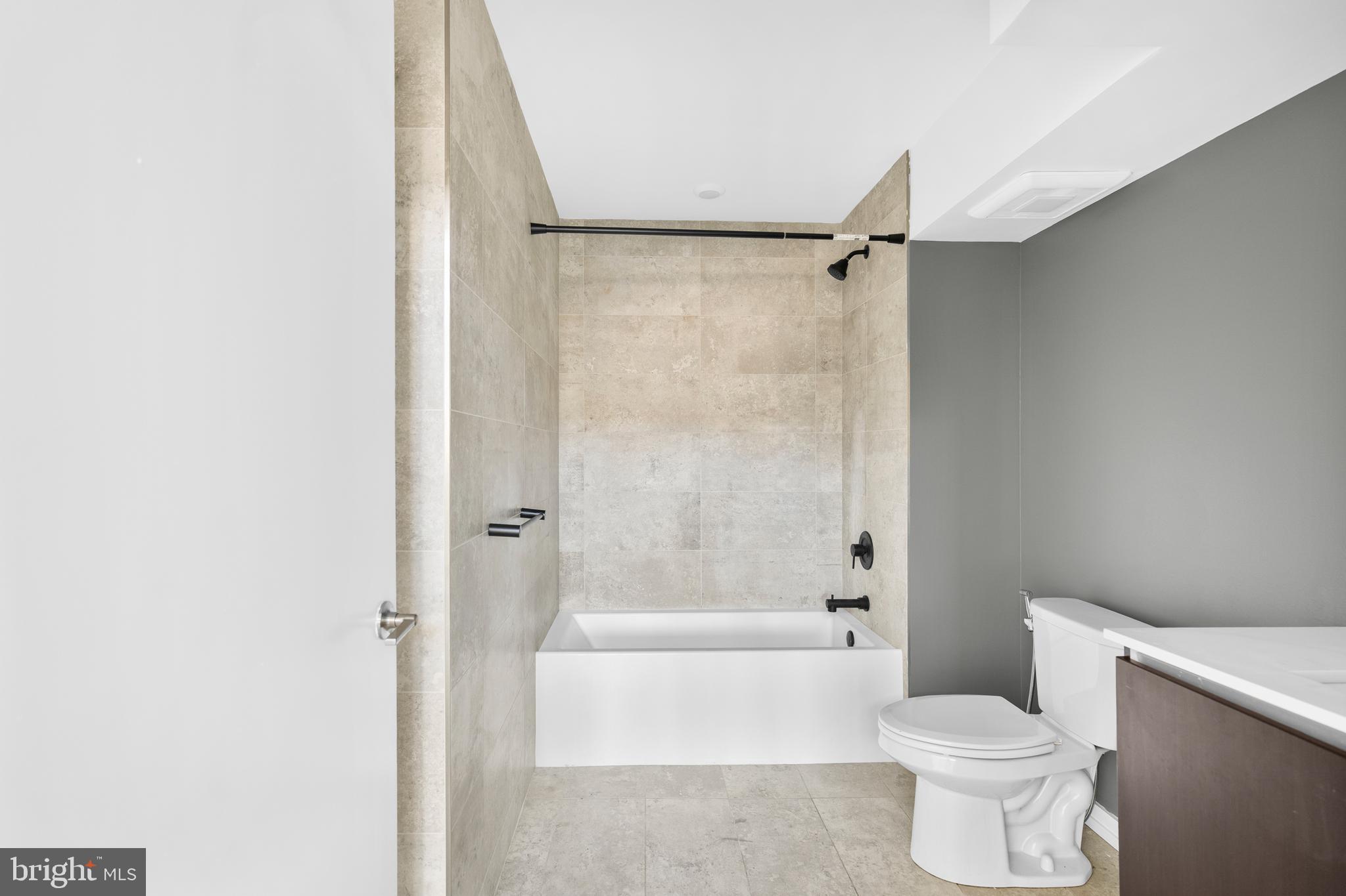 455-459 North 5th Street, Unit 1 Philadelphia, PA 19123 - Photo 8 of 26