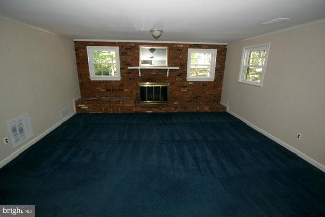 2400 Old Trace Lane Reston, VA 20191 - Photo 20 of 30 Family Room