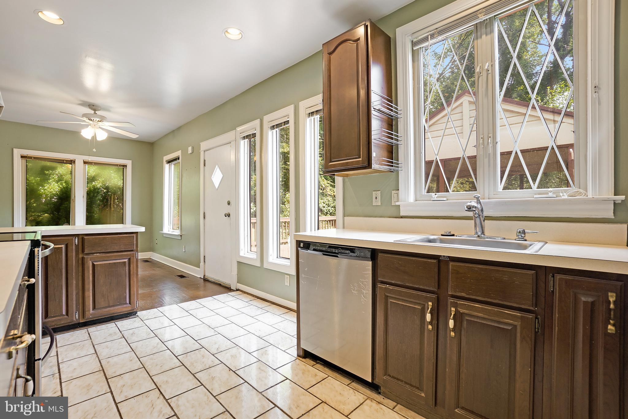 2310 Cool Spring Road Adelphi, MD 20783 - Photo 11 of 30