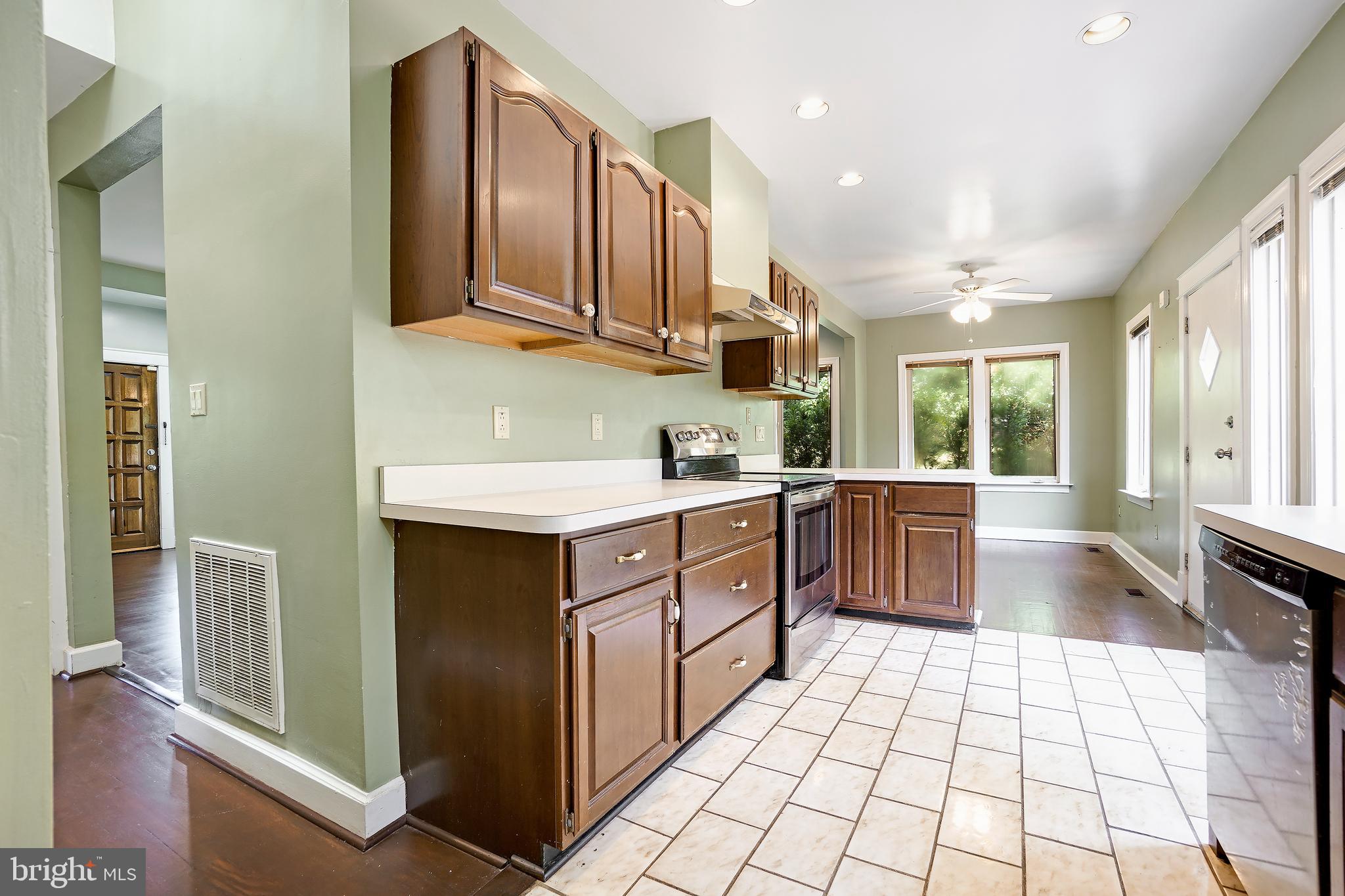 2310 Cool Spring Road Adelphi, MD 20783 - Photo 12 of 30