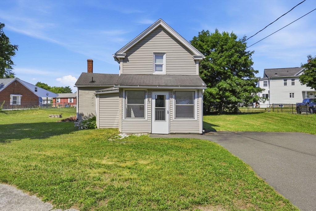 70 Milton Street Springfield, MA 01151 - Photo 1 of 37