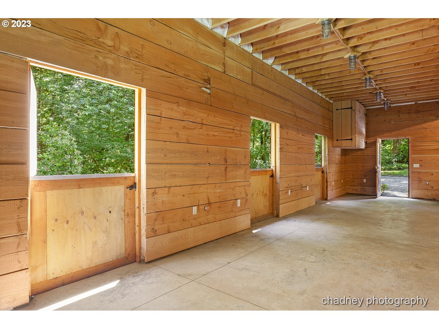 2847 Northeast Brower Road Corbett, OR 97019 - Photo 30 of 48 a view of a backyard