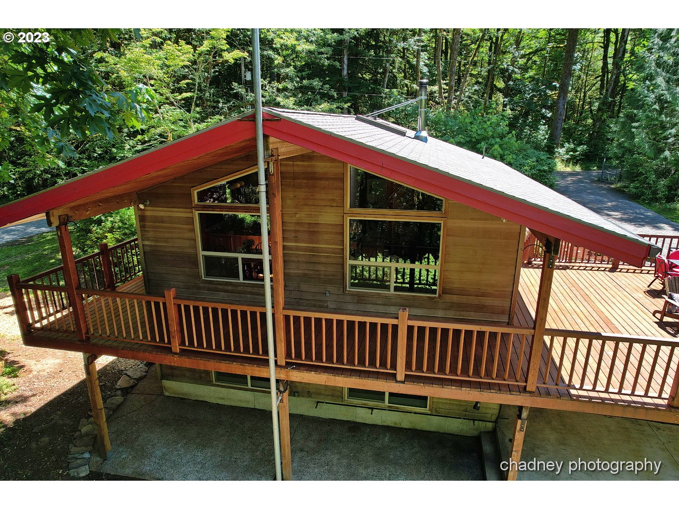 2847 Northeast Brower Road Corbett, OR 97019 - Photo 47 of 48 a view of a roof deck with wooden fence