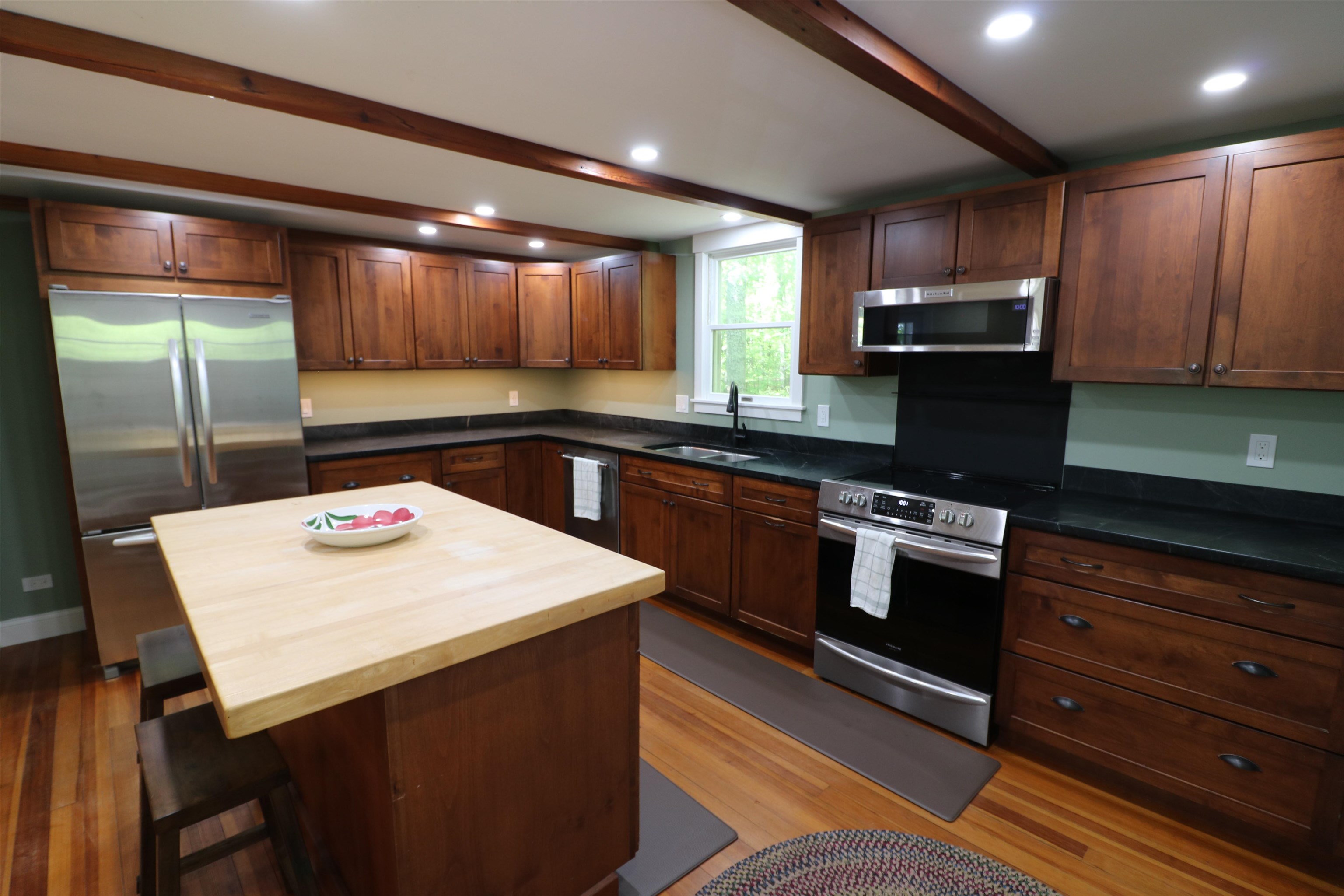 34 Brooks Road Barrington, NH 03825 - Photo 5 of 42