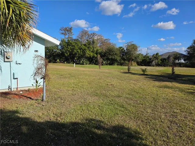 $1,200 | 2024 Steamboat Circle, LaBelle, FL 33935