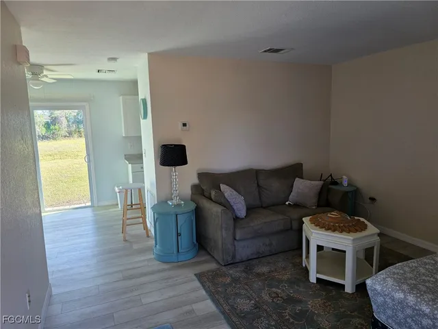 $1,200 | 2024 Steamboat Circle, LaBelle, FL 33935