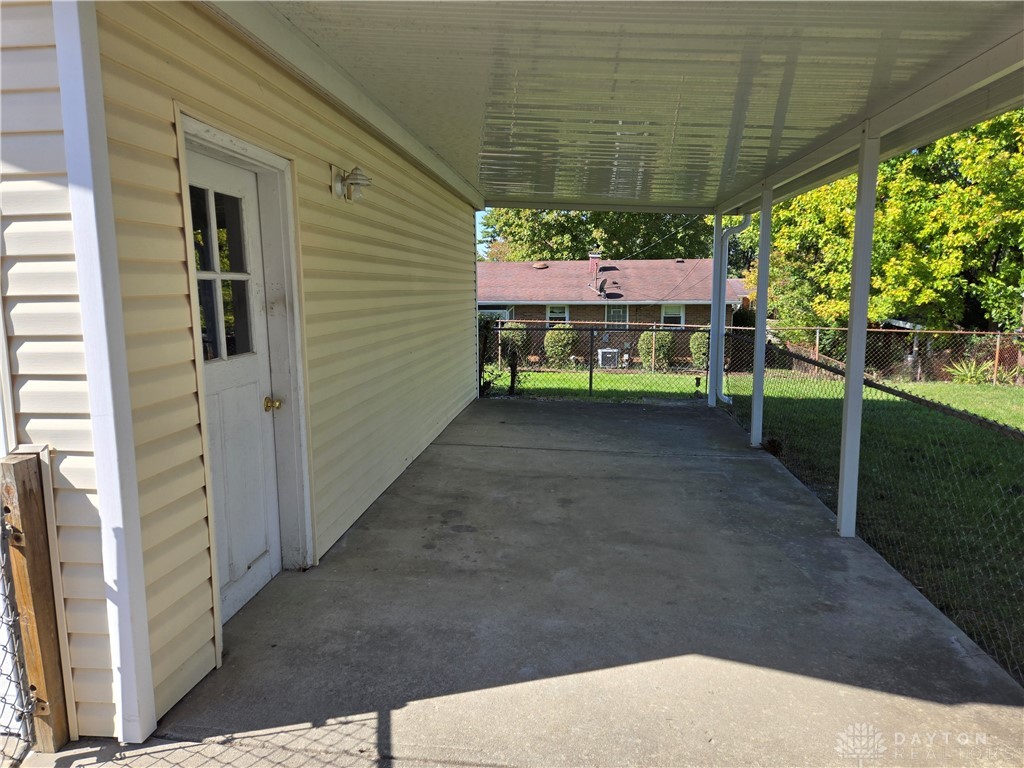 697 Wynwood Court Riverside, OH 45431 - Photo 18 of 22