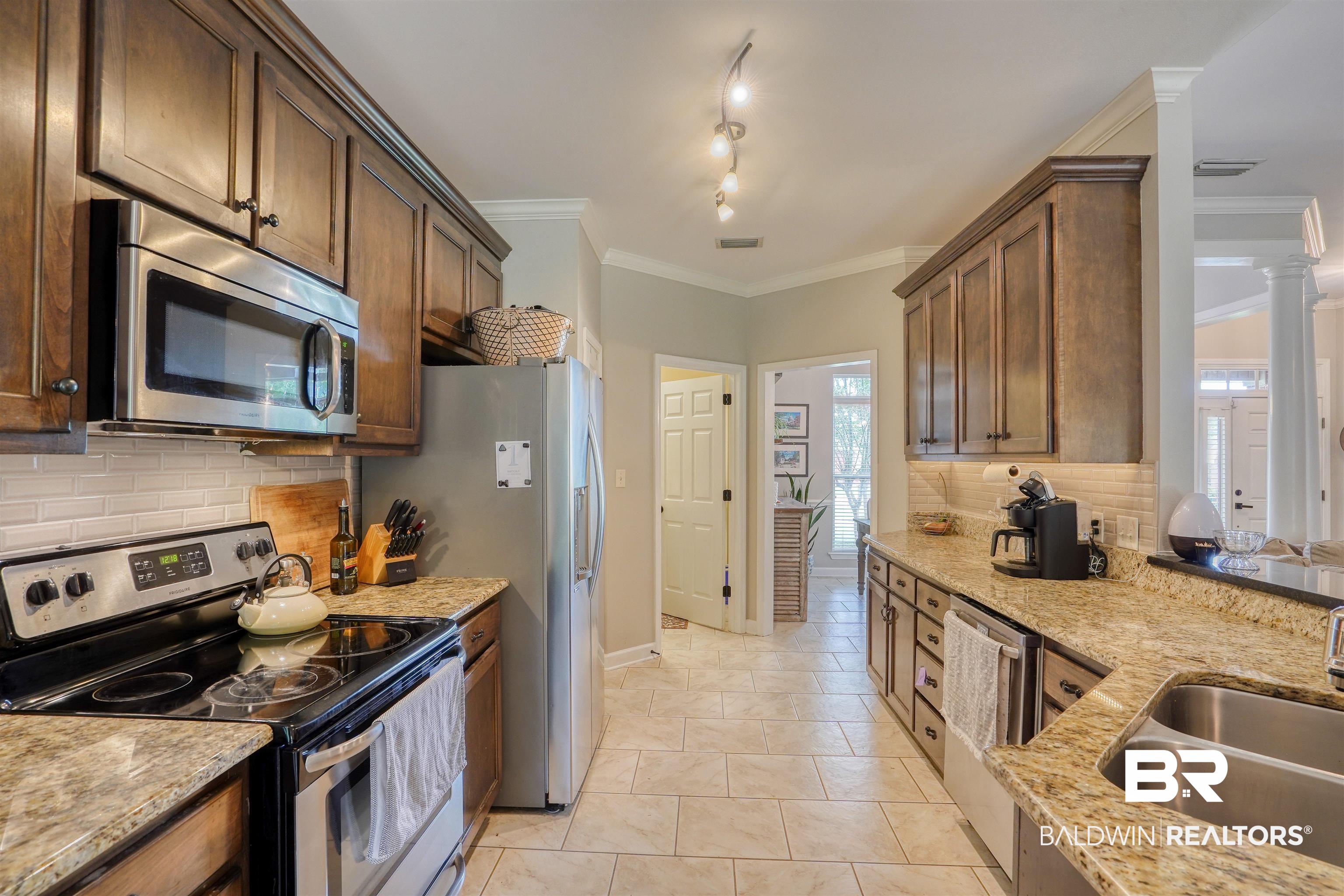10491 South South Loop Fairhope, AL 36532 - Photo 10 of 36
