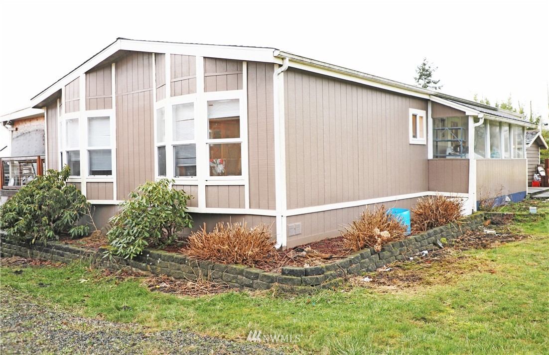 5575 Seavue Road Blaine, WA 98230 - Photo 2 of 24 Gallery Image 2