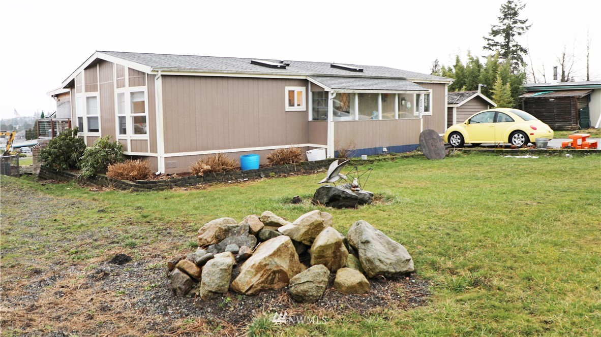 5575 Seavue Road Blaine, WA 98230 - Photo 3 of 24 Gallery Image 3