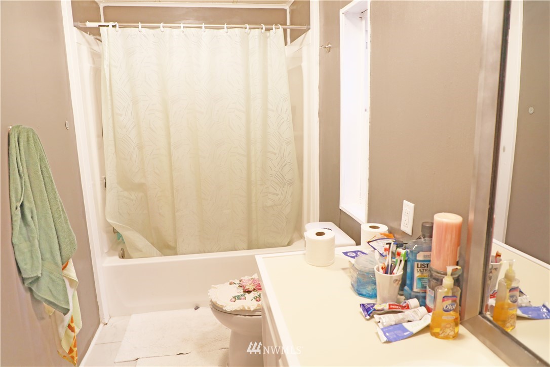 5575 Seavue Road Blaine, WA 98230 - Photo 23 of 24 Gallery Image 23