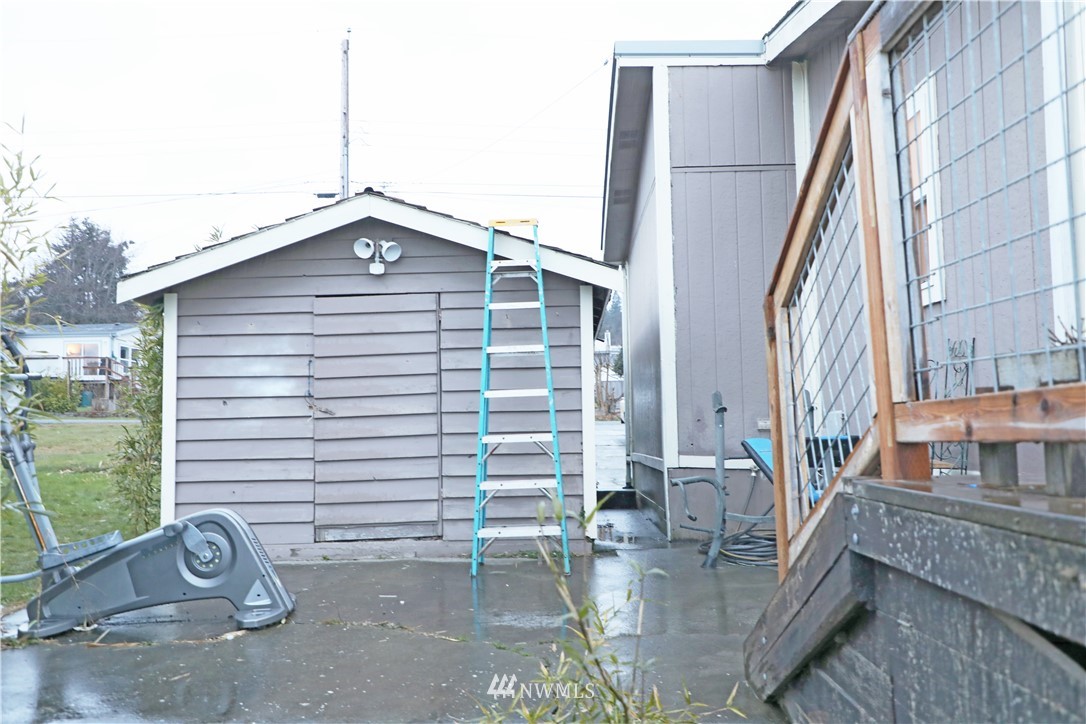 5575 Seavue Road Blaine, WA 98230 - Photo 4 of 24 Gallery Image 4