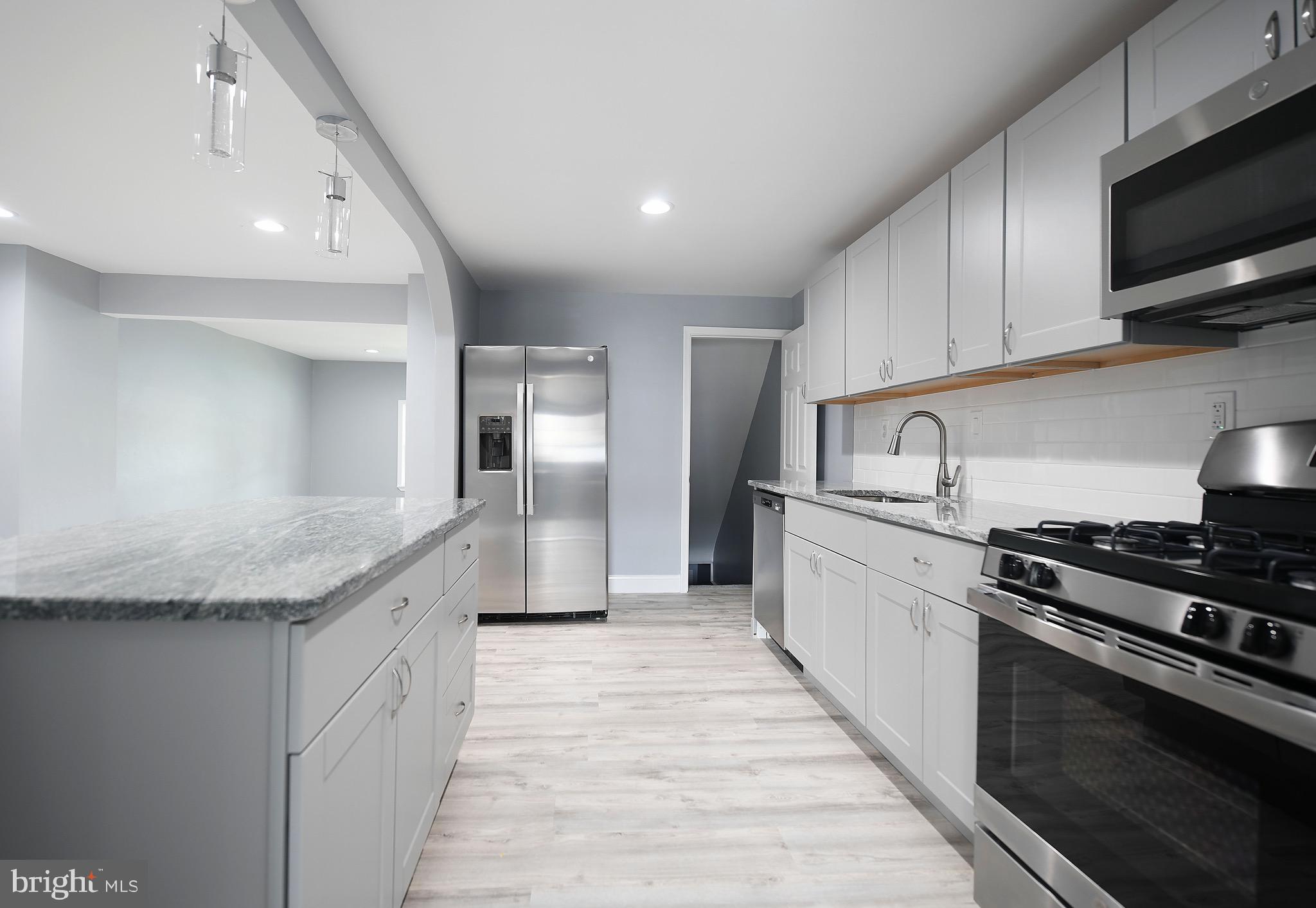 1734 Melbourne Road Baltimore, MD 21222 - Photo 13 of 35