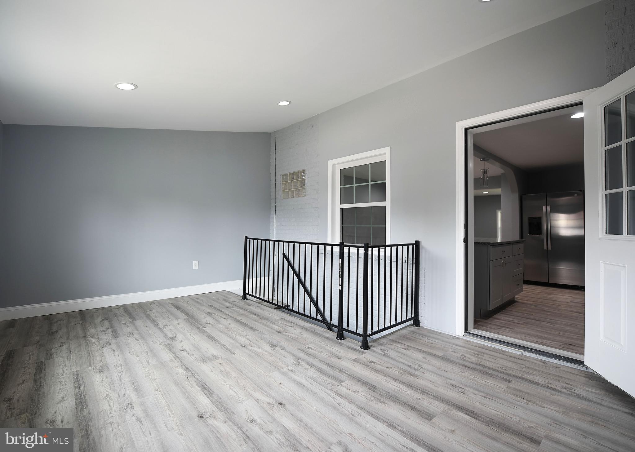 1734 Melbourne Road Baltimore, MD 21222 - Photo 14 of 35