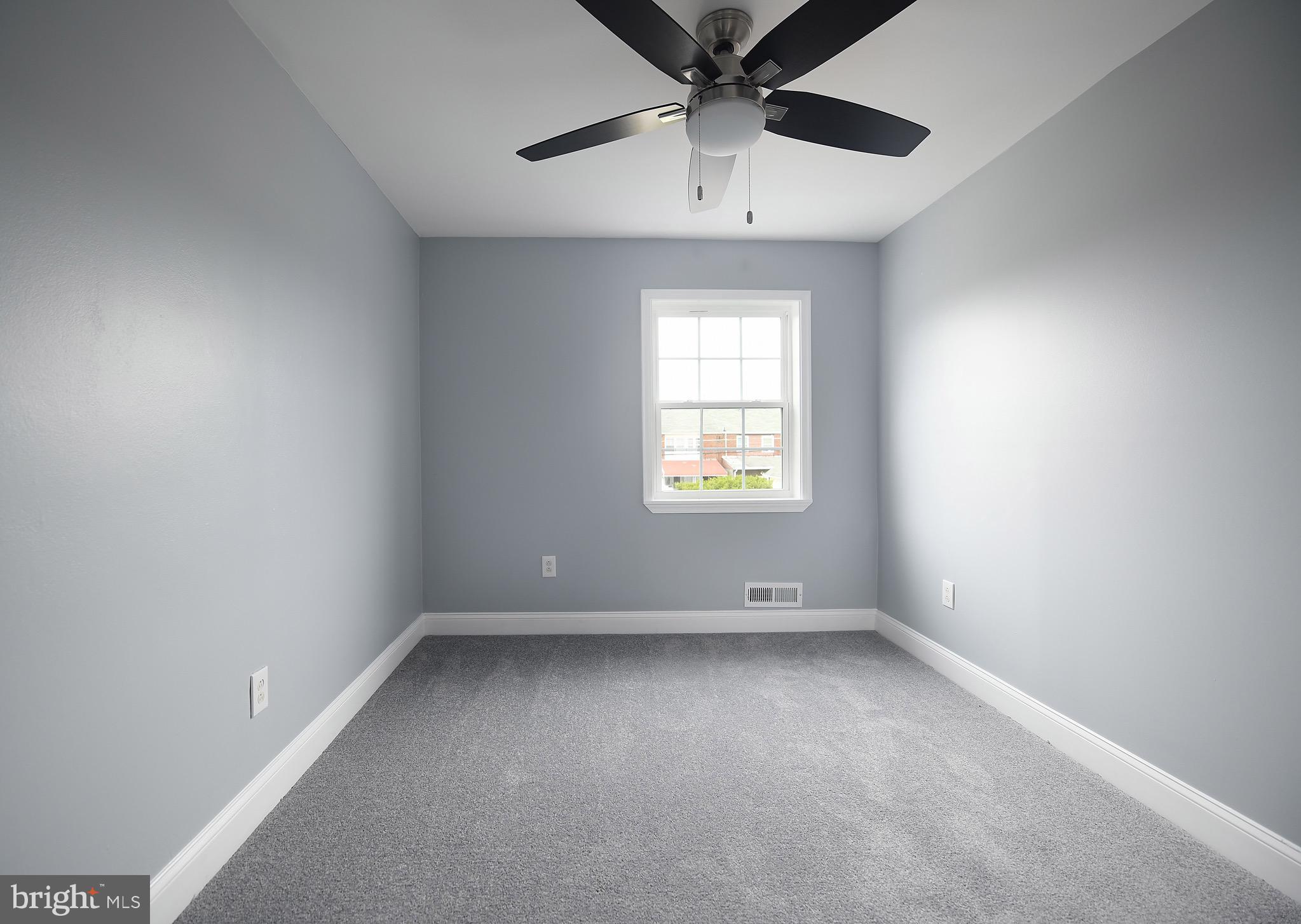 1734 Melbourne Road Baltimore, MD 21222 - Photo 18 of 35