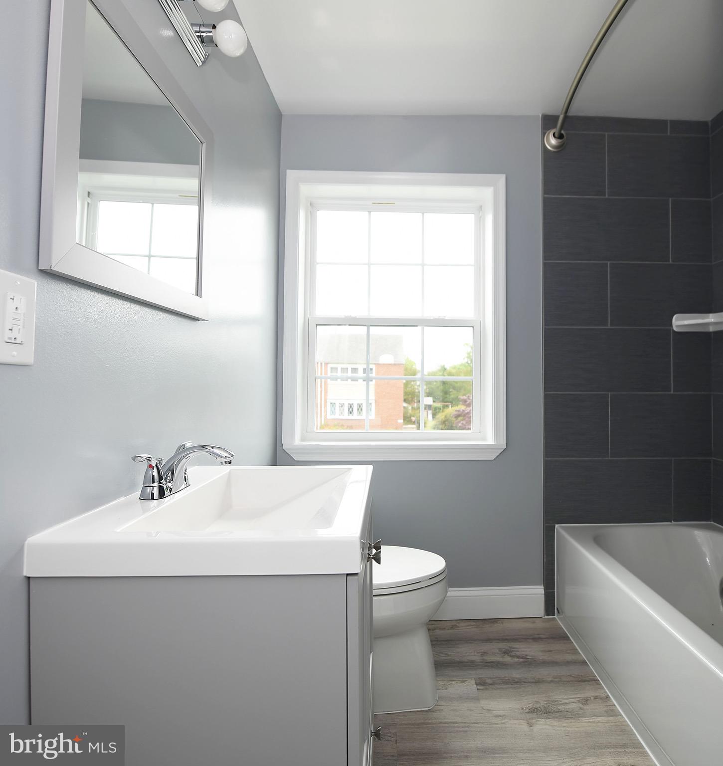 1734 Melbourne Road Baltimore, MD 21222 - Photo 20 of 35