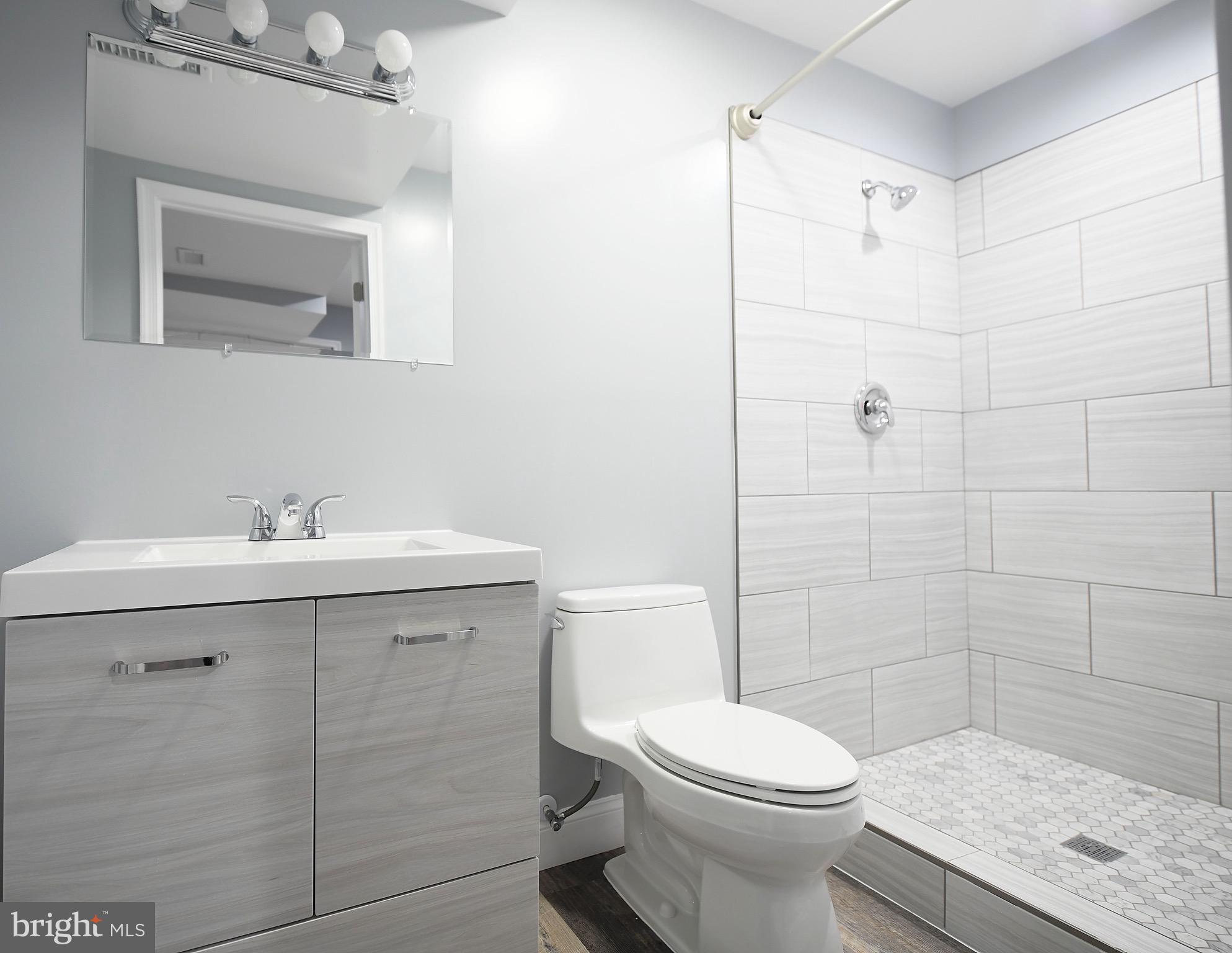 1734 Melbourne Road Baltimore, MD 21222 - Photo 30 of 35