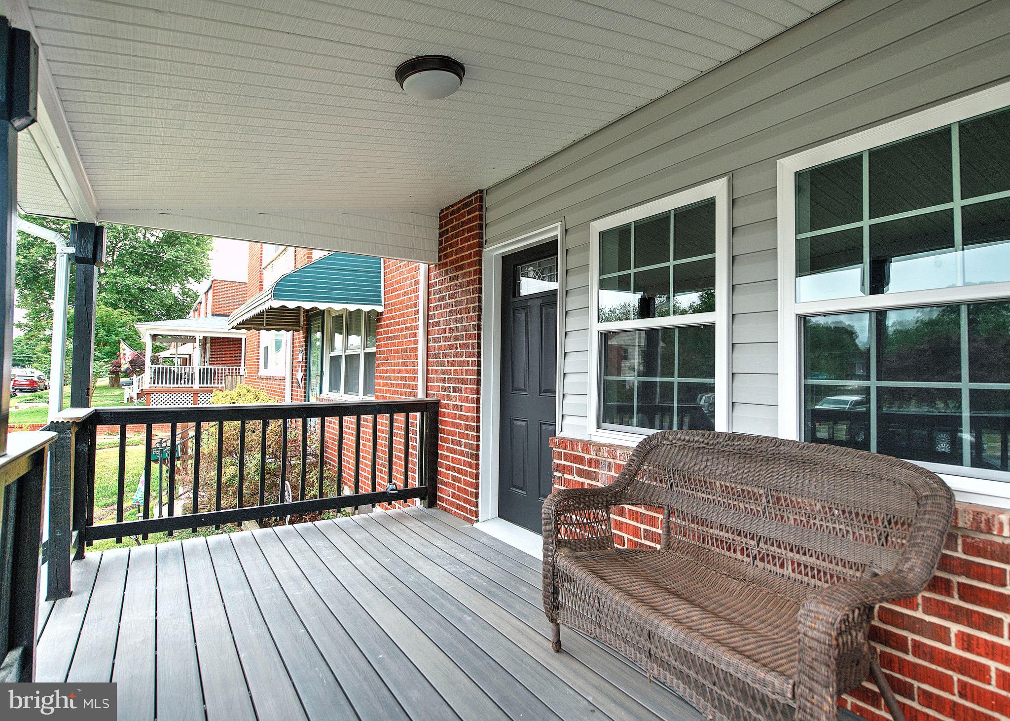 1734 Melbourne Road Baltimore, MD 21222 - Photo 4 of 35