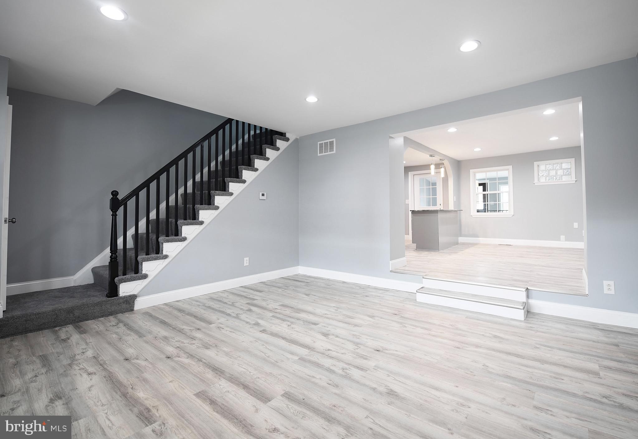 1734 Melbourne Road Baltimore, MD 21222 - Photo 7 of 35
