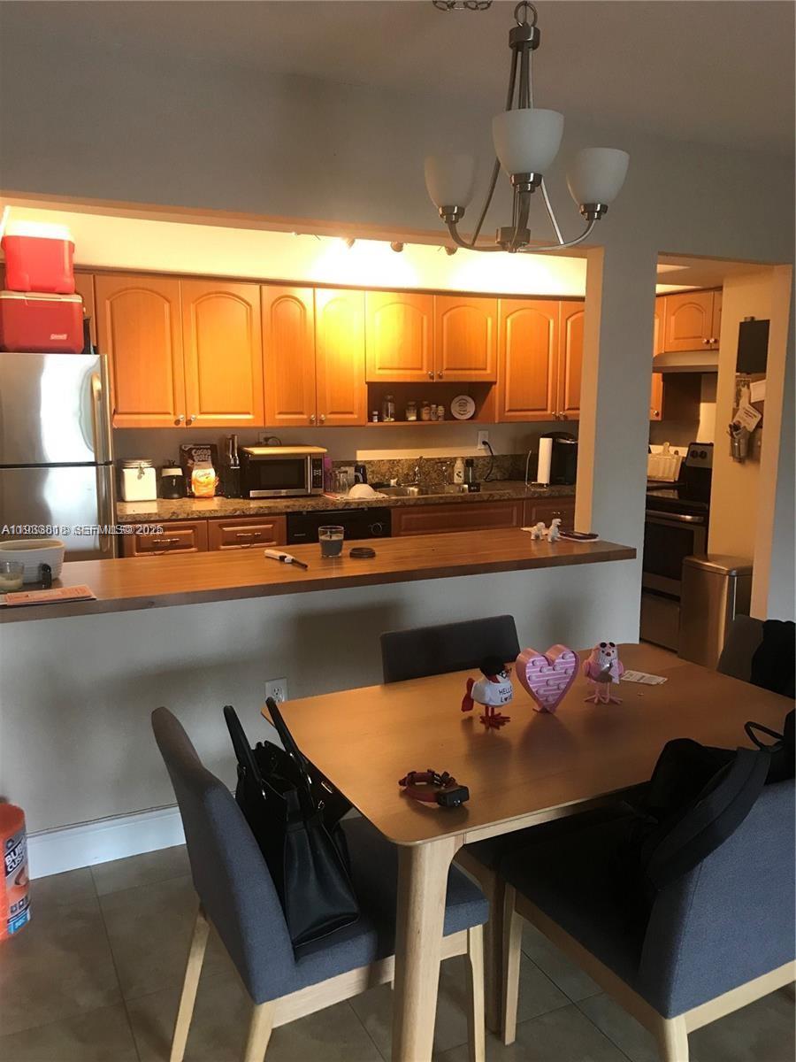 7907 Southwest 104th Street, Unit 203H Miami, FL 33156 - Photo 5 of 9