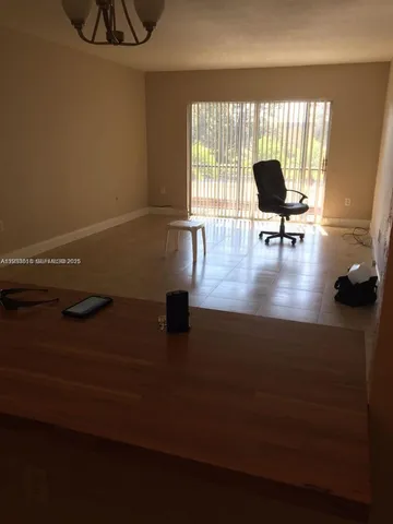 $2,000 | 7907 Southwest 104th Street, Unit 203H, Miami, FL 33156