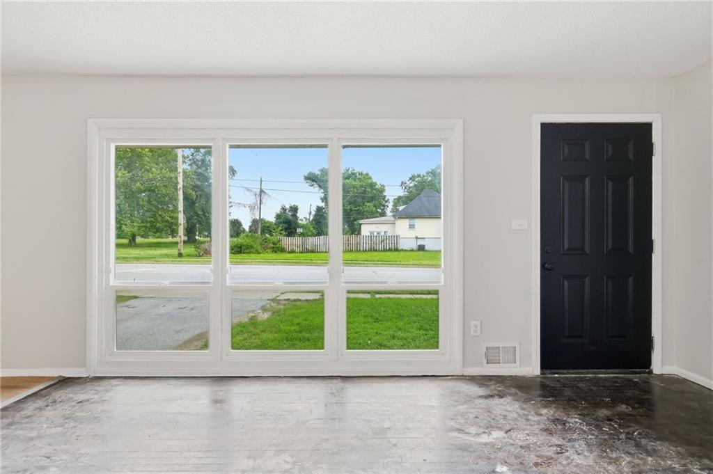 7900 Longview Road Kansas City, MO 64134 - Photo 4 of 47