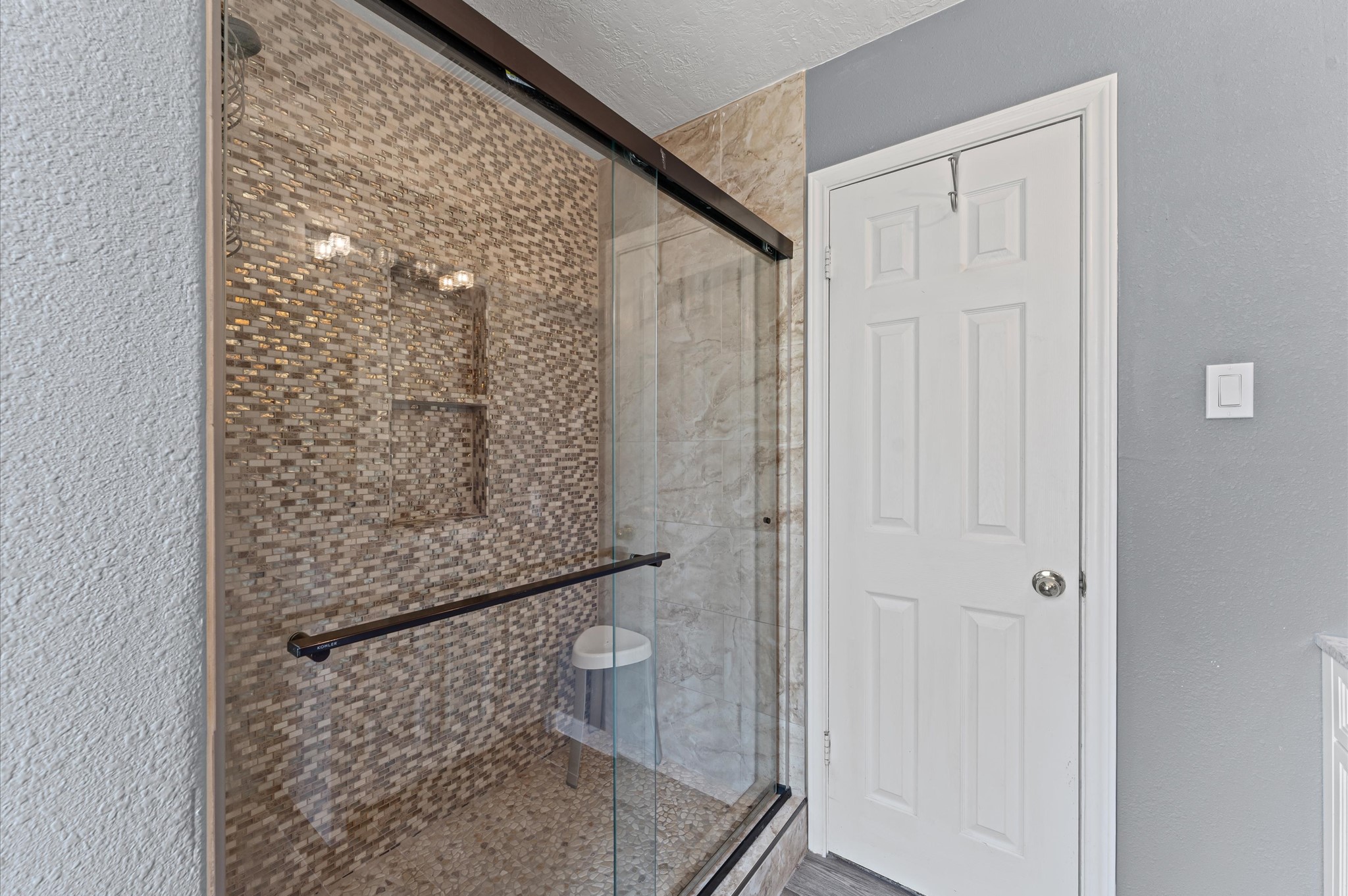 21311 Golden Dove Drive Spring, TX 77388 - Photo 20 of 28 Primary Bath