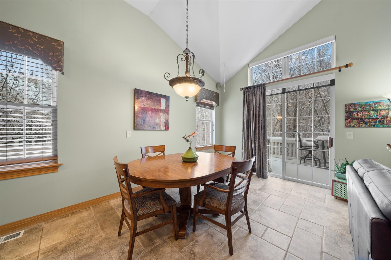 322 Quarry Ridge Circle Sugar Grove, IL 60554 - Photo 10 of 36