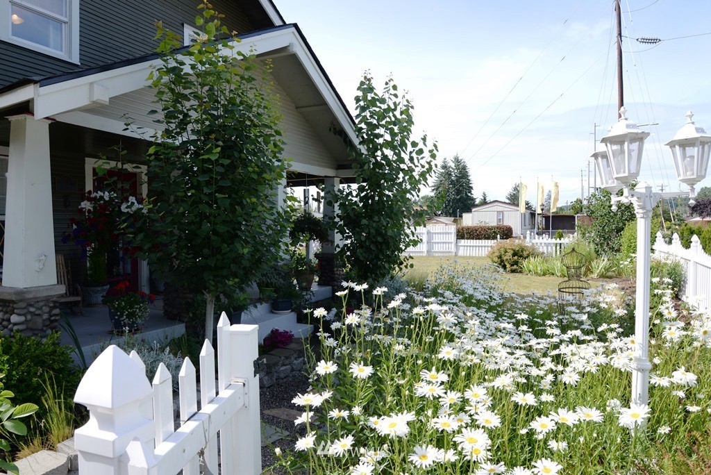 1423 Johnson Road Centralia, WA 98531 - Photo 4 of 23 Gallery Image 4