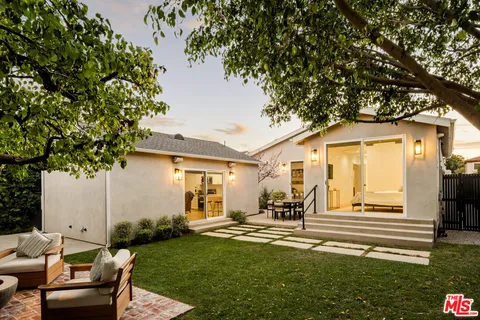 $2,495,000 | 7316 El Manor Avenue, Los Angeles, CA 90045