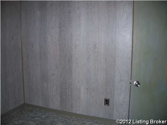 4539 Dover Road Louisville, KY 40216 - Photo 10 of 17 Additional Photo