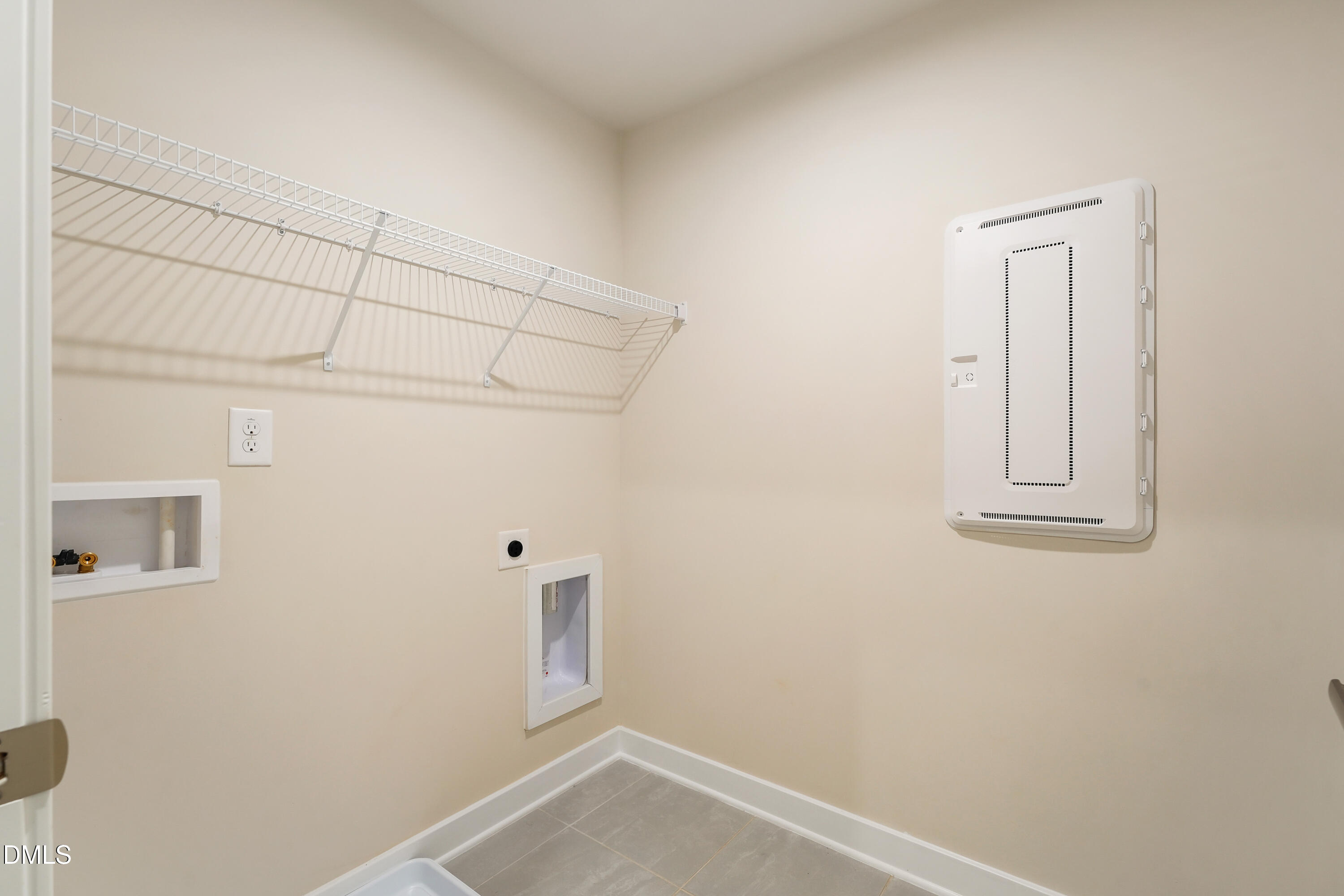 436 Grand Silo Road Raleigh, NC 27603 - Photo 14 of 53 436 Grand Silo Rd_www.scalaphotography.c