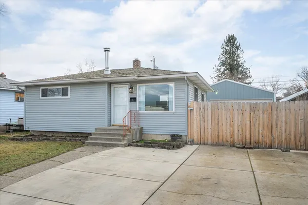 $325,000 | 1928 East Decatur Avenue, Spokane, WA 99208