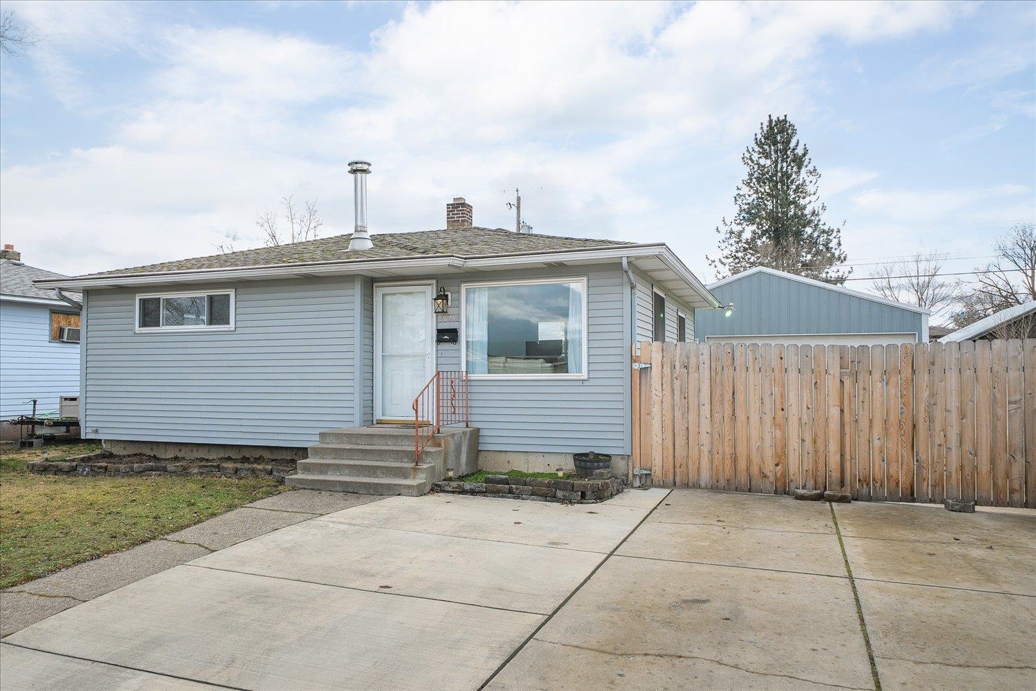 1928 East Decatur Avenue Spokane, WA 99208 - Photo 1 of 20
